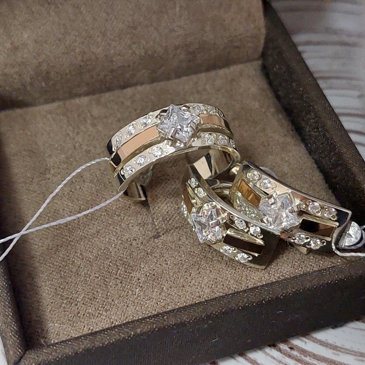 Браслет з сапфіром